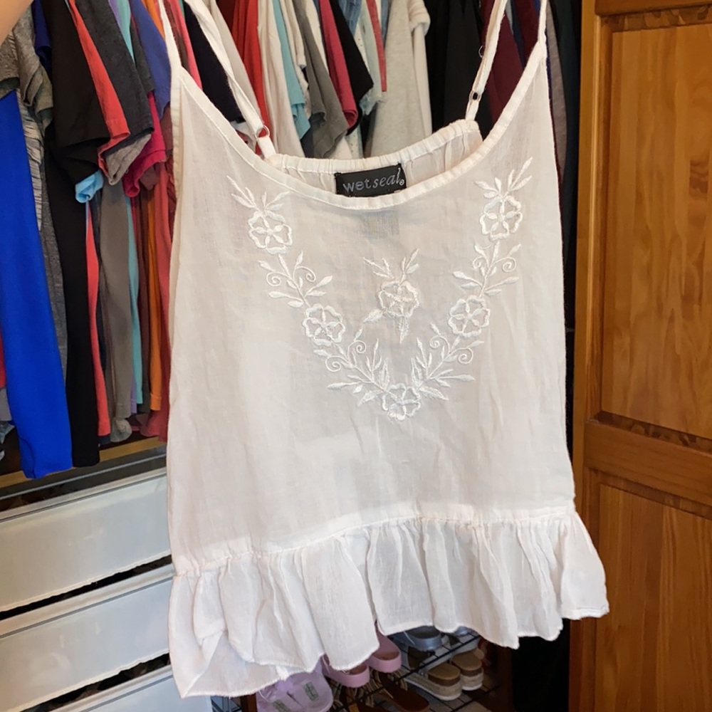 Wet seal tank